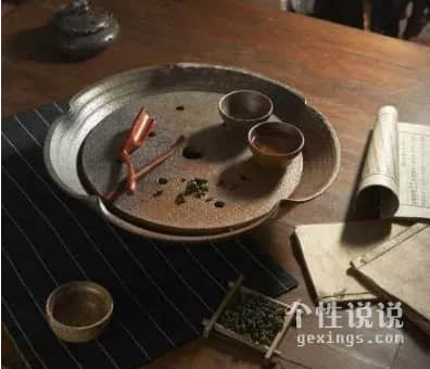 致自己现实霸气的经典说说（46条）