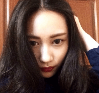 qq空间经典语录：夜晚一过,我便又多爱了你一天