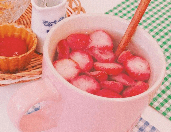 现实的激励人心的经典说说;你的善良。必须带点锋芒。否则等于零