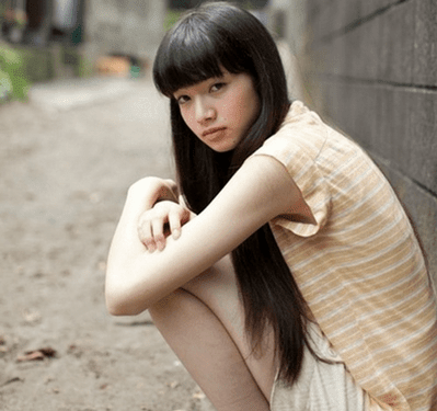 经典说说句子短语：走过了年少脚起了水泡