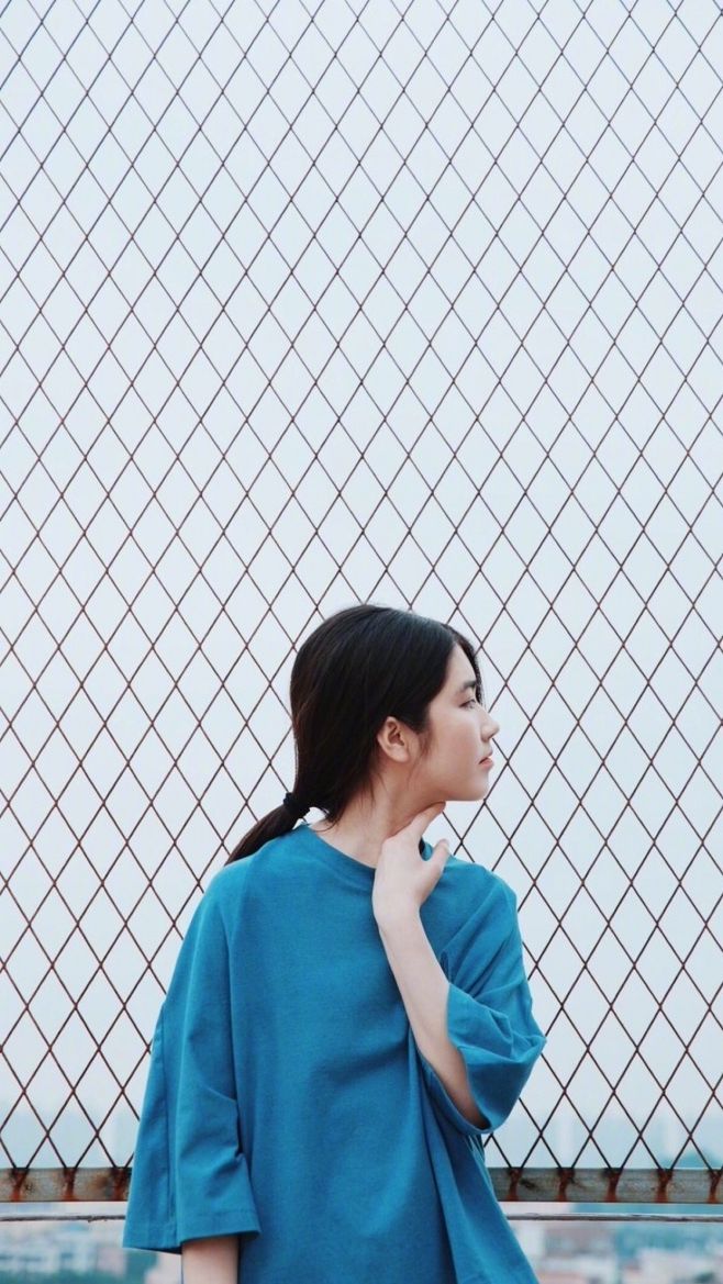 qq伤感说说孤单久了。就变成了一种习惯