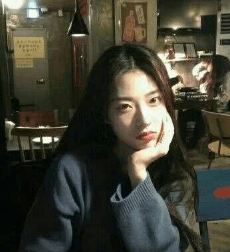 一个人孤独的伤感说说：你本来就不快乐。还要为别人难过