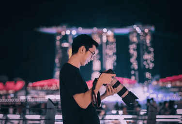重度自闭症的伤感说说：表面上看着如此光鲜。其实内心已经碎掉了
