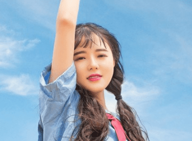 女生分手后的伤感说说：我发誓从明早开始我就不爱你了