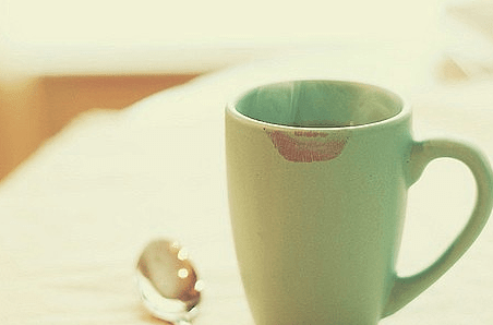 心酸的朋友圈伤感说说：一个人的行走范围。就是他的世界