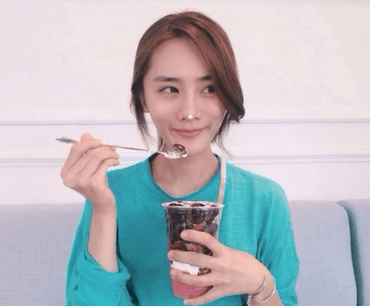 2018年伤感说说：刚开始的“我爱你” 到后来只剩“对不起”