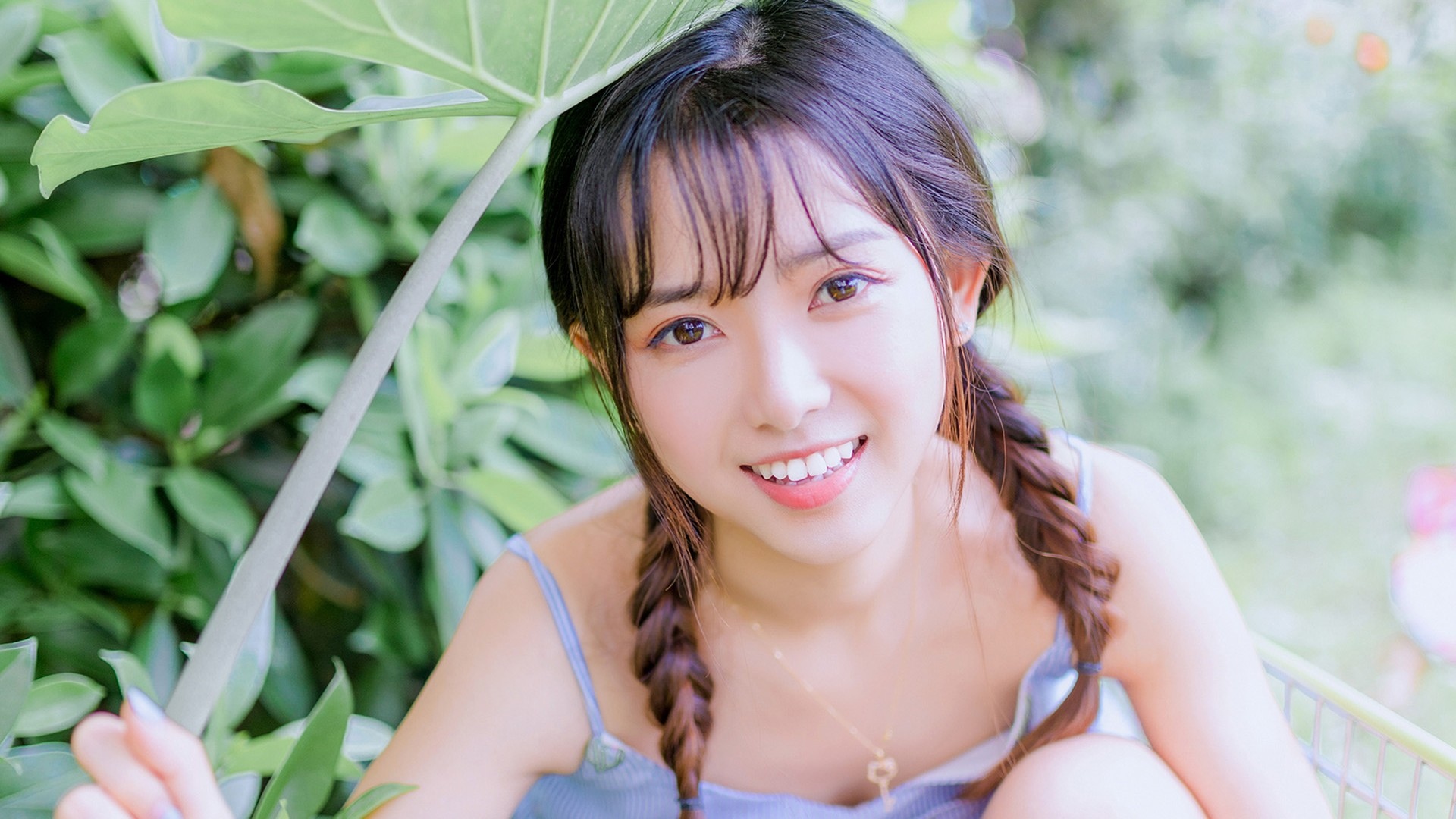 00后的精辟个性说说：也许我们可以这样。继续自说自话的相爱