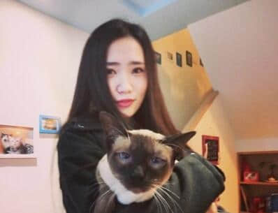 情话就是说一些自己都不相信的鬼话。却希望对方能相信。