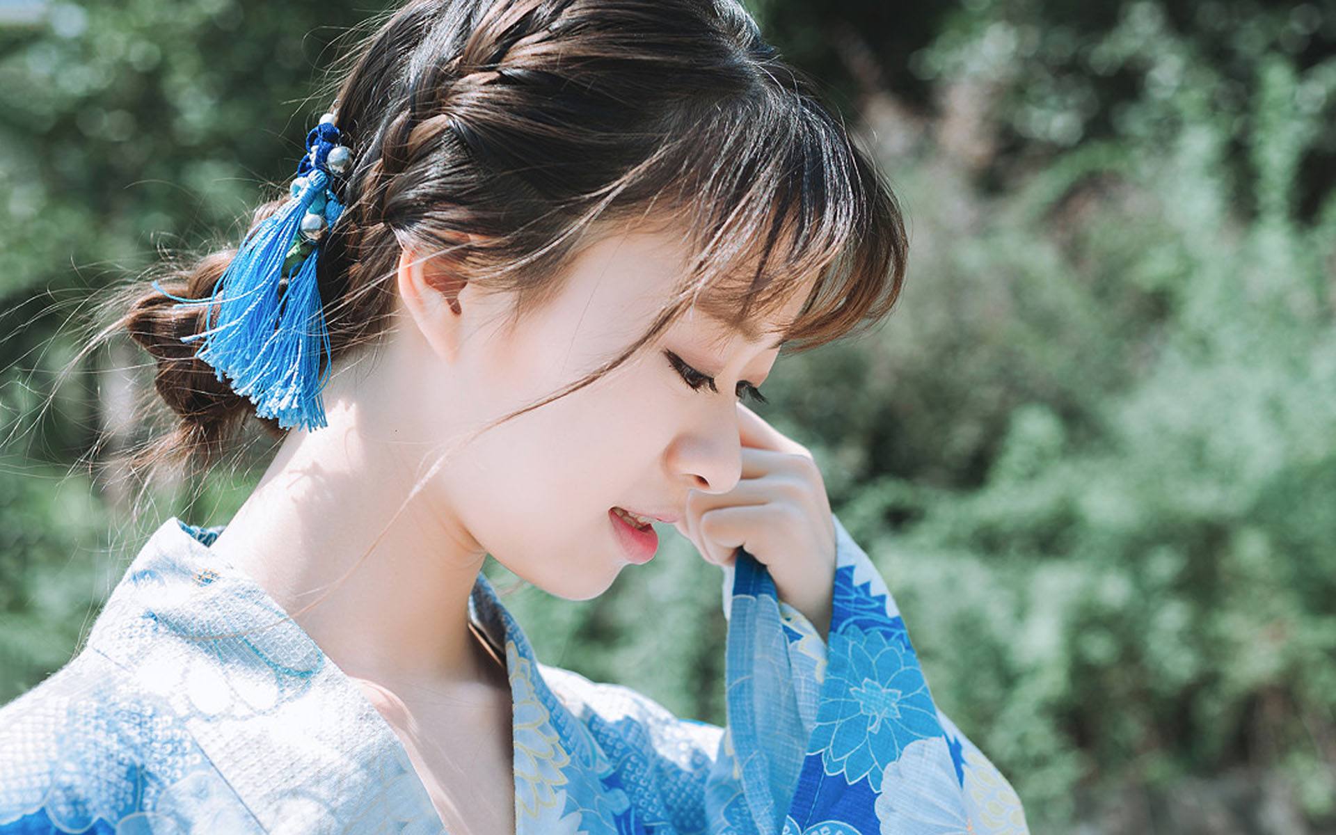 一个人的心情说说：逐渐没有了倾述欲。开始什么情绪都自己消化