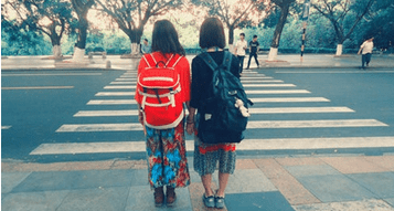 男人可以不帅。可以没钱。但一定要骚