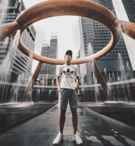 非常有哲理的心情说说：留念的是心情。珍藏的是人生