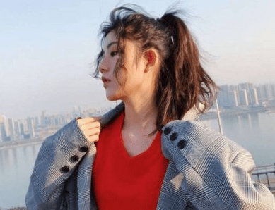 思念成疾的心情说说：堆积的思念涌上心口一时之间竟哽咽了喉