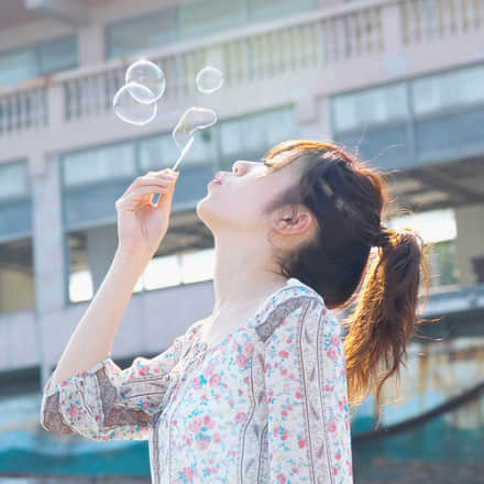 女生买裤子杀价全过程。女孩子学着点！