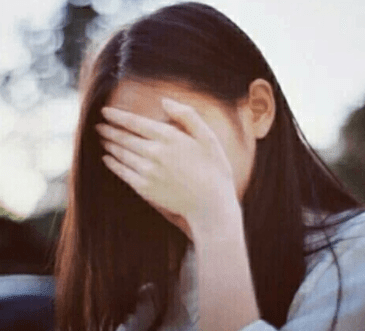 空间里走心的心情说说：一个不动声色的人是孤单的寂寞的