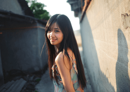 关于成长感悟的心情说说：世人的冷漠。让我们不得不加快成长的步