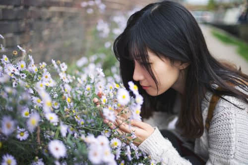 人生会有很多的无奈和遗憾。你只能死扛
