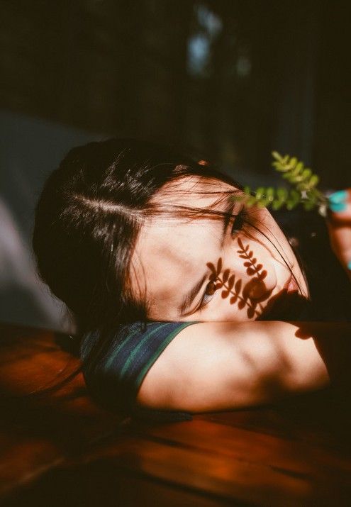 当过往的回想。化为指尖的那缕清风。徐徐飘过之后。便无痕的落下