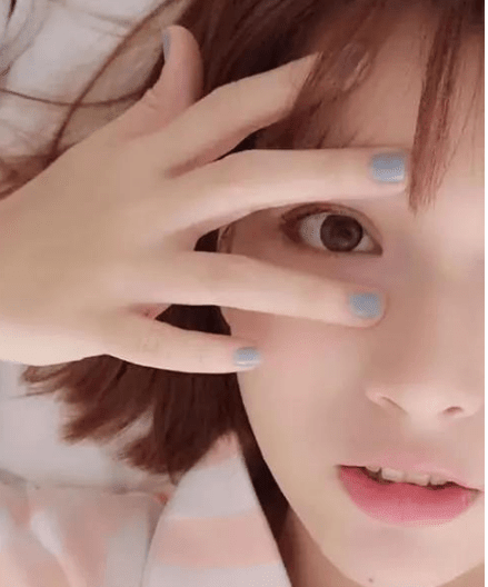 女生必看的心情短语：你的幸福。不在别人眼里。而在自己心里