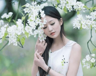 qq空间无聊的心情短语：如果你特无聊。我们就一起聊
