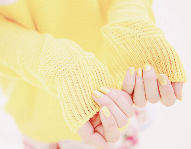 唯美的英文心情短语;The one you love also loves you
