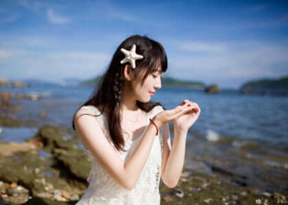 决定忘记的人。再见到就别再心潮澎湃了
