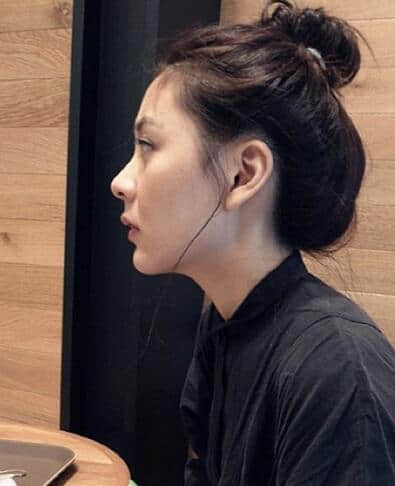 伤感心痛短语：我是有多不堪。才会让你这般无奈。