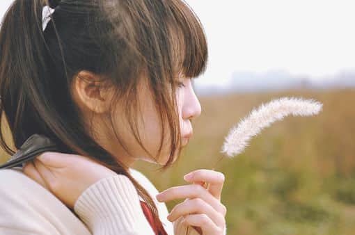 qq短语优美说说带图 若要梦想实现。先从梦中醒来