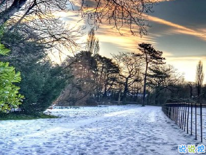 朋友圈晒雪景的句子带图片 下雪说说唯美简短配图15