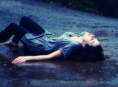 带图片的伤感说说5