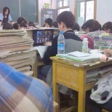 搞笑的带图片说说6